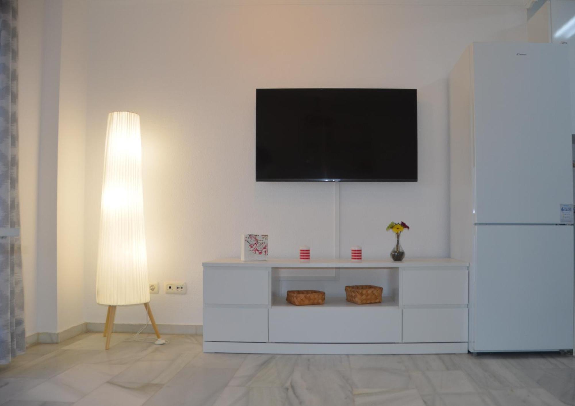 Apartamentos Playacala La Cala Del Moral Dış mekan fotoğraf